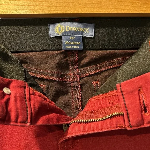 🌻DEMOCRACY Red Slim Jean Pants - Picture 2 of 4
